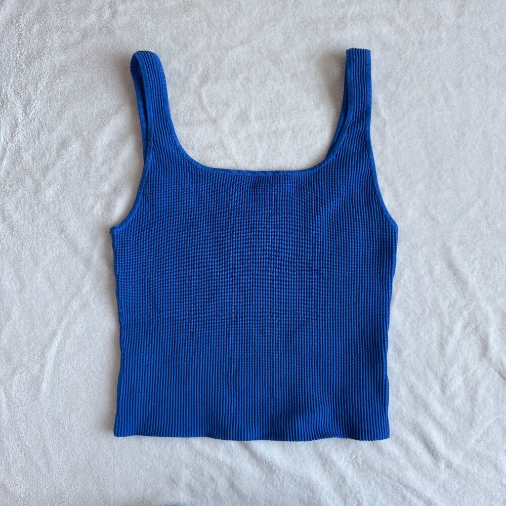 Aritzia Babaton Blue Sculpt Knit